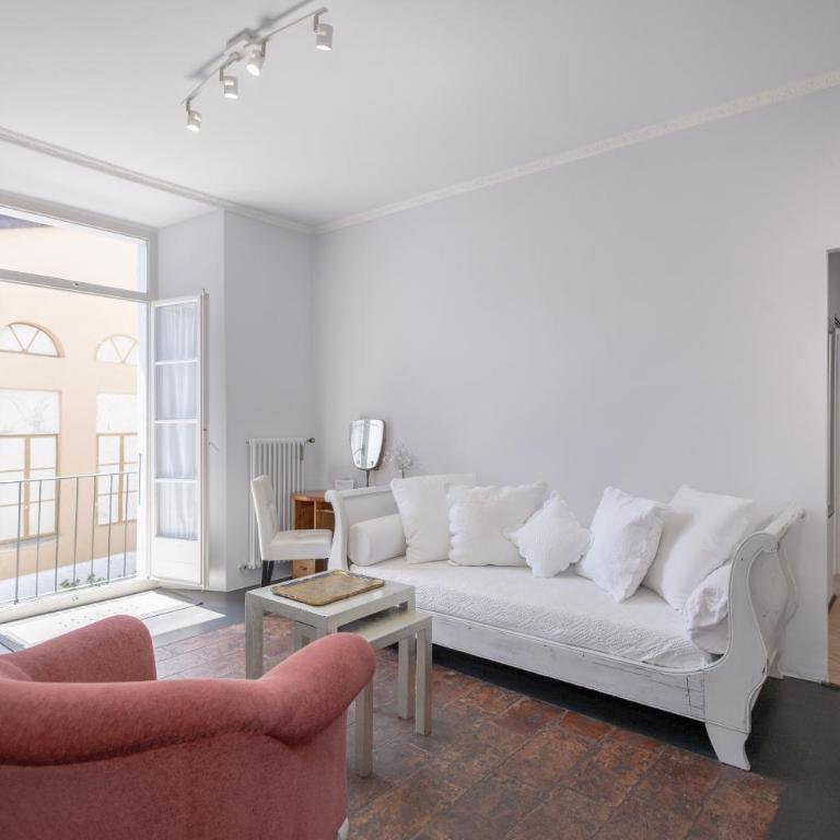 Caffè dell'Arte Boutique Rooms Locarno - Camera Matrimoniale Charme con Balcone - 8
