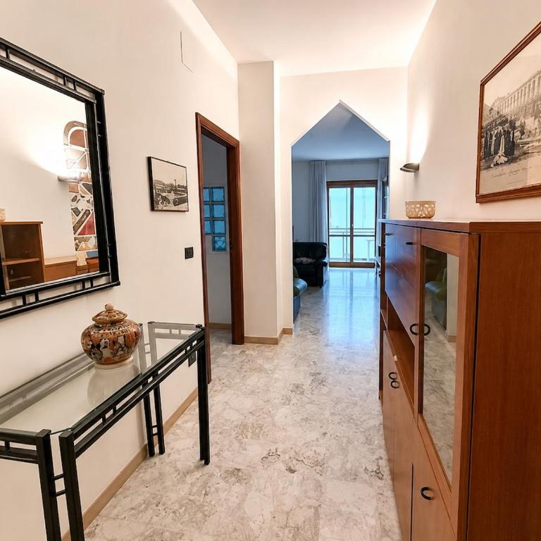 Double Room with Private Bathroom 6 Minutes from the Sea - Camera Matrimoniale - 7