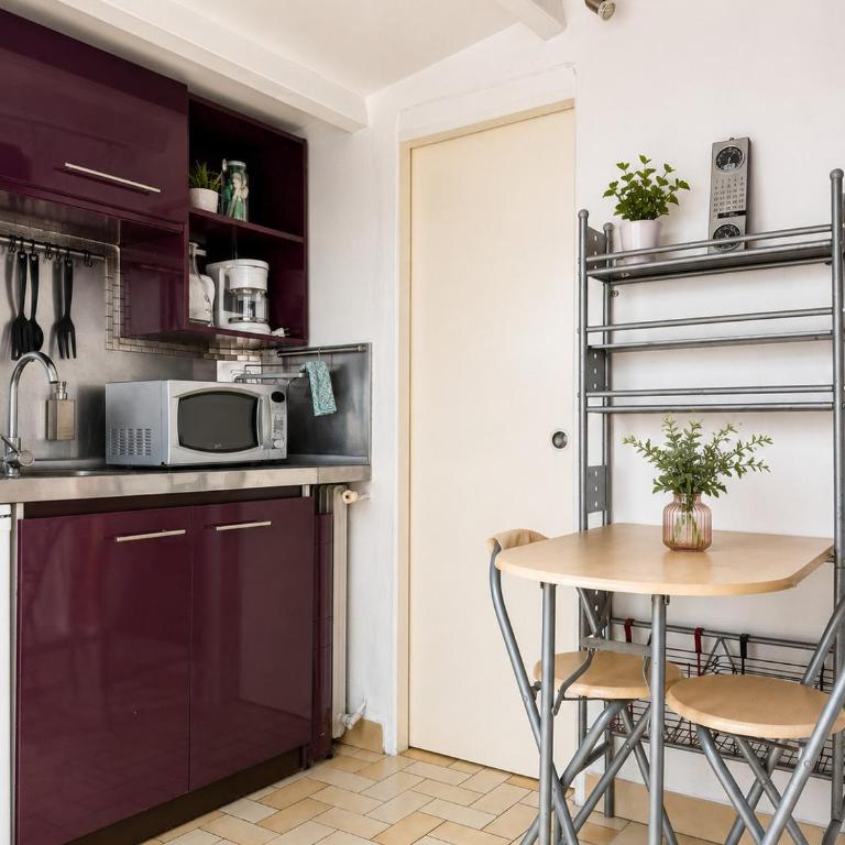 Maisonnette cosy avec veranda aux Sables d Olonne - Apartment - 5