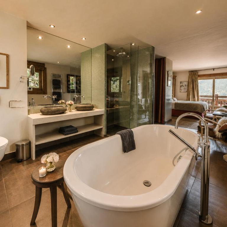 Chalet Montanum, ski in - ski out, 9 pax Courchevel 1550 - Chalet - 4