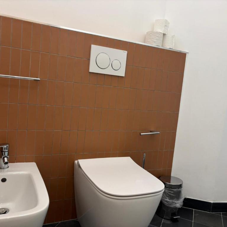 Happy Family Apartments Historical Luxury B - Appartamento con 2 Camere da Letto - 14