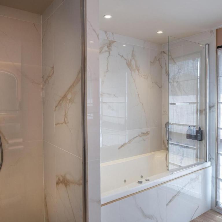 Hôtel Burdigala by Inwood Hotels - Suite - 7