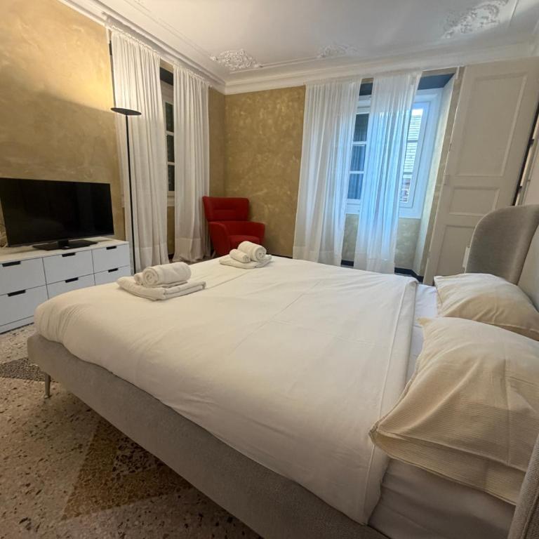 Happy Family Apartments Historical Luxury A - Appartamento con 1 Camera da Letto - 5