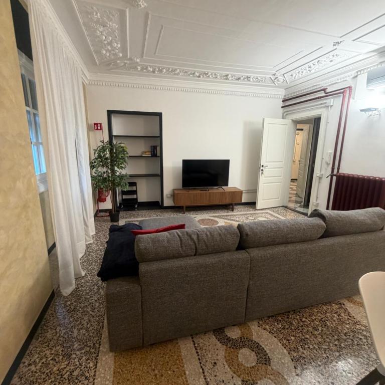 Happy Family Apartments Historical Luxury A - Appartamento con 1 Camera da Letto - 1