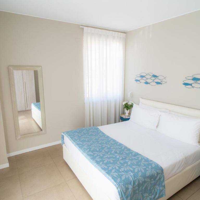 Residence San Marco Suites&Apartments Alassio - Two-Bedroom Apartment - 4