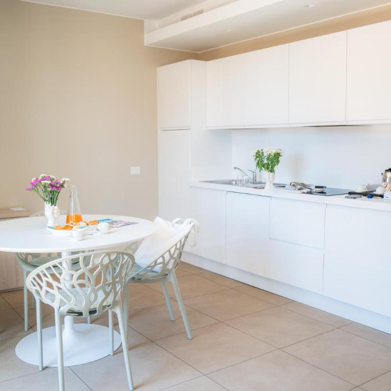 Residence San Marco Suites&Apartments Alassio - One-Bedroom Apartment - 3