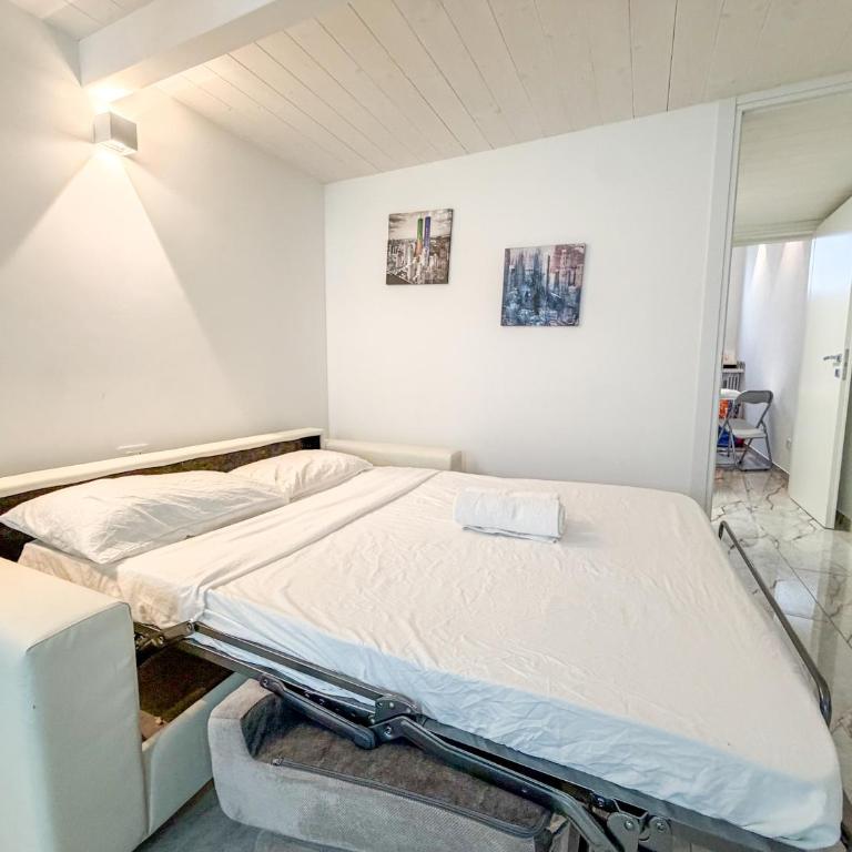 Accogliente Loft su Due Livelli a Milano - Metro M1 - Appartamento con 2 Camere da Letto - 11