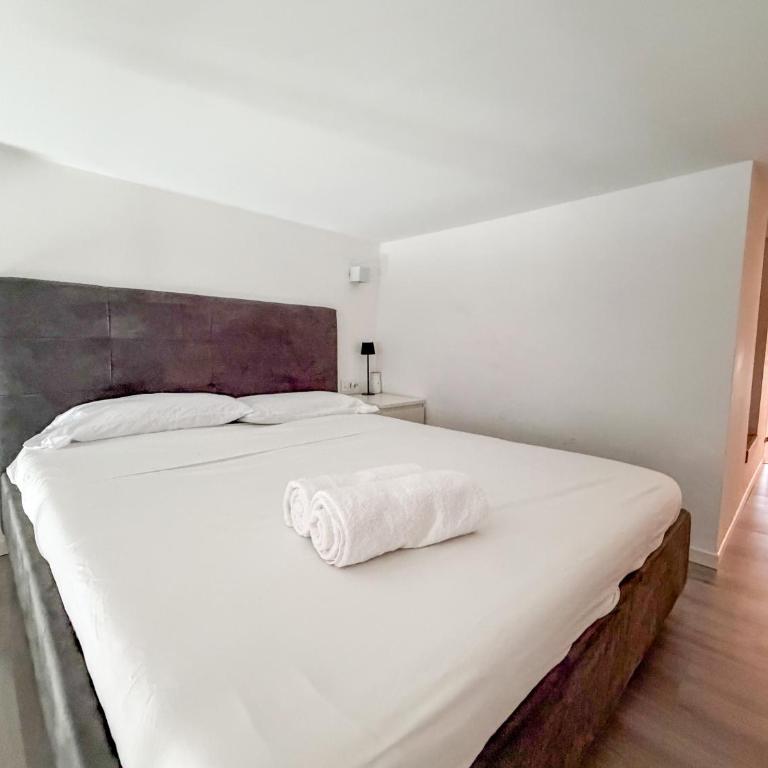 Accogliente Loft su Due Livelli a Milano - Metro M1 - Appartamento con 2 Camere da Letto - 4