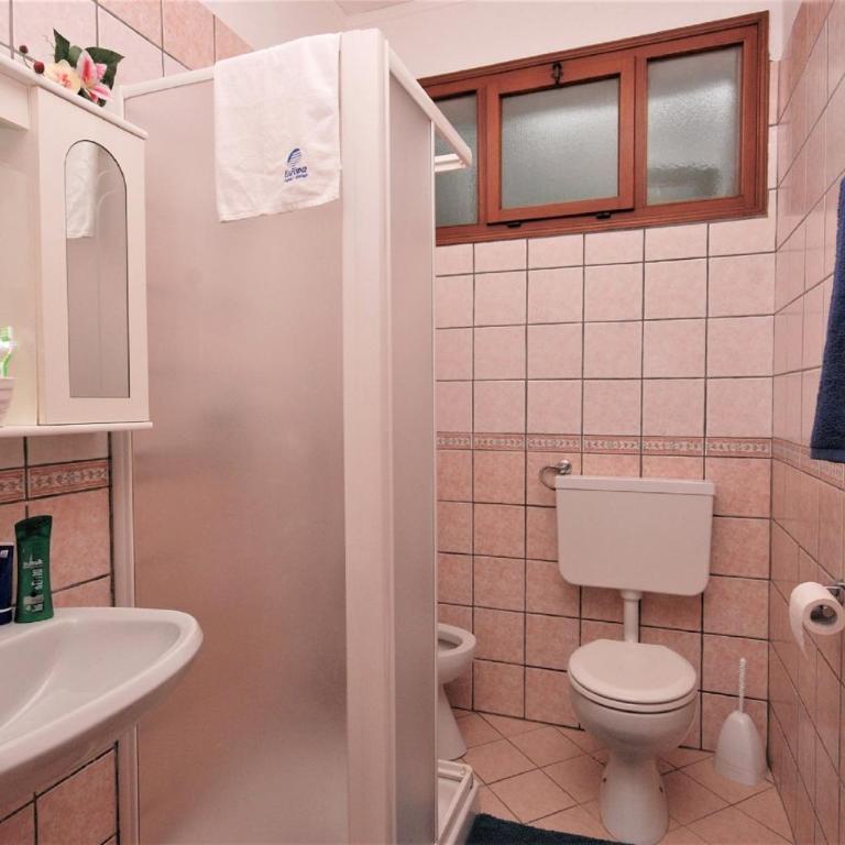 Villaggio Alex - One-Bedroom Apartment - Beach included - 3