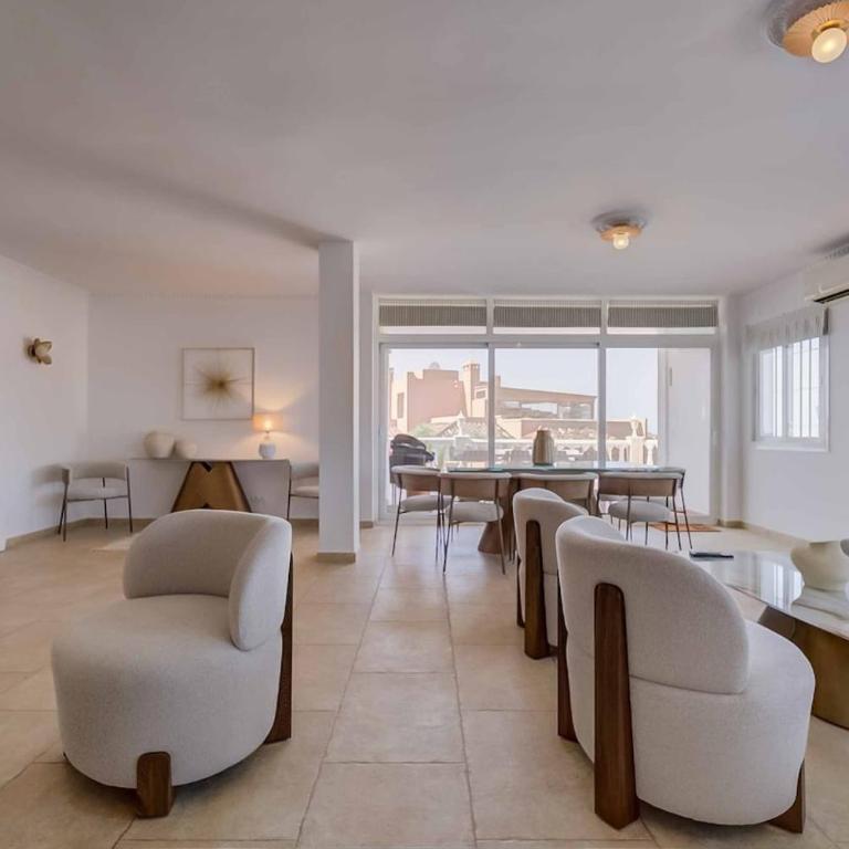 143 - Spacious Villa with Private Pool & Stunning Views - Villa - 6