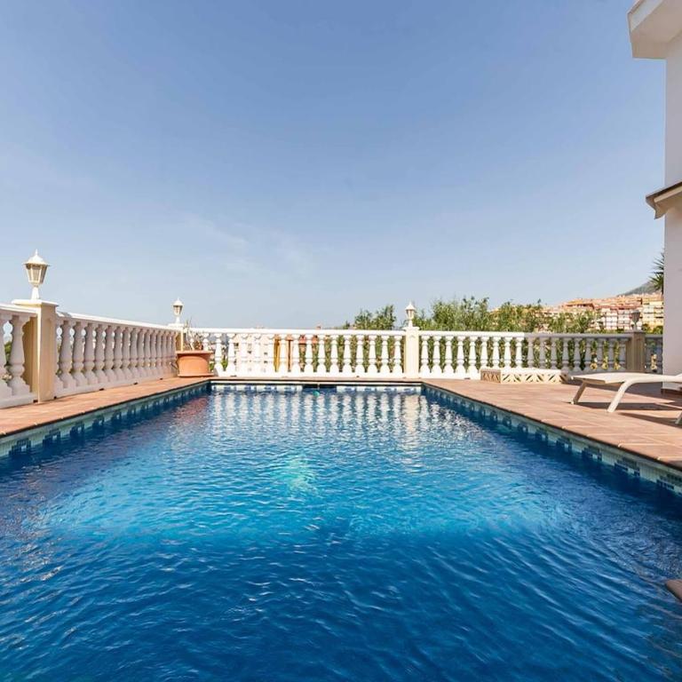 143 - Spacious Villa with Private Pool & Stunning Views - Villa - 67
