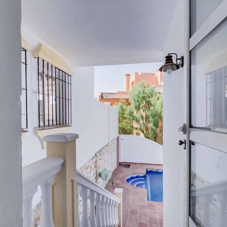 143 - Spacious Villa with Private Pool & Stunning Views - Villa - 61