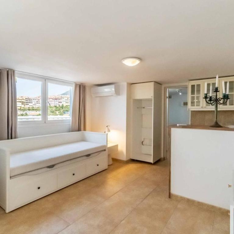 143 - Spacious Villa with Private Pool & Stunning Views - Villa - 74