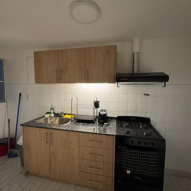 Departamento cálido cerca del centro - Apartamento de 2 dormitorios - 2