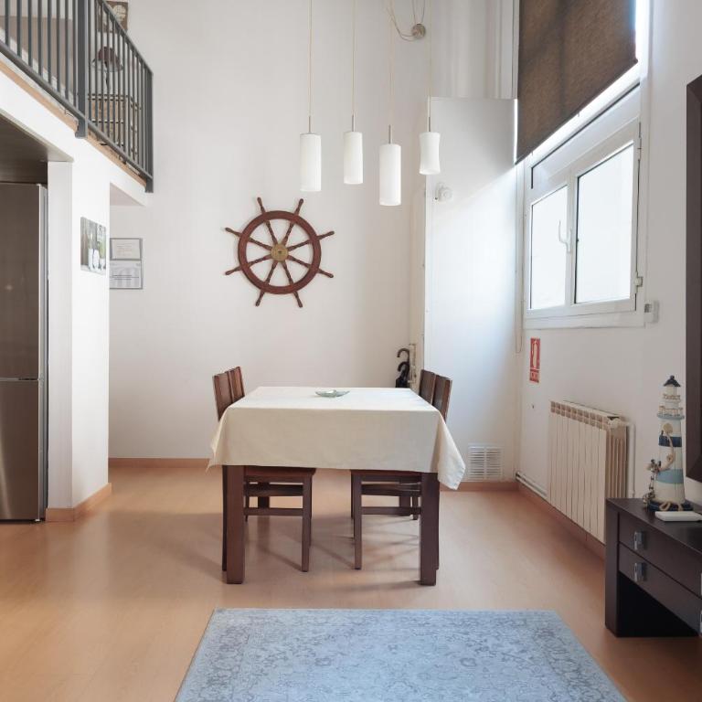 Unique Historic Factory Duplex - Only 15 min walk to Las Ramblas - Appartement - 8