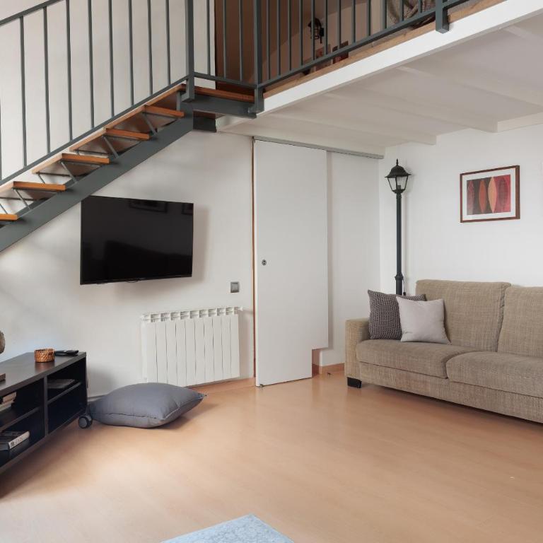 Unique Historic Factory Duplex - Only 15 min walk to Las Ramblas - Appartement - 4