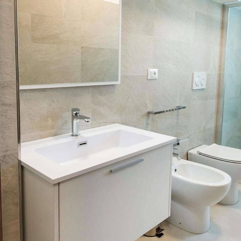 N235 - Numana, ampio appartamento con terrazzo vista mare - Appartamento - 21
