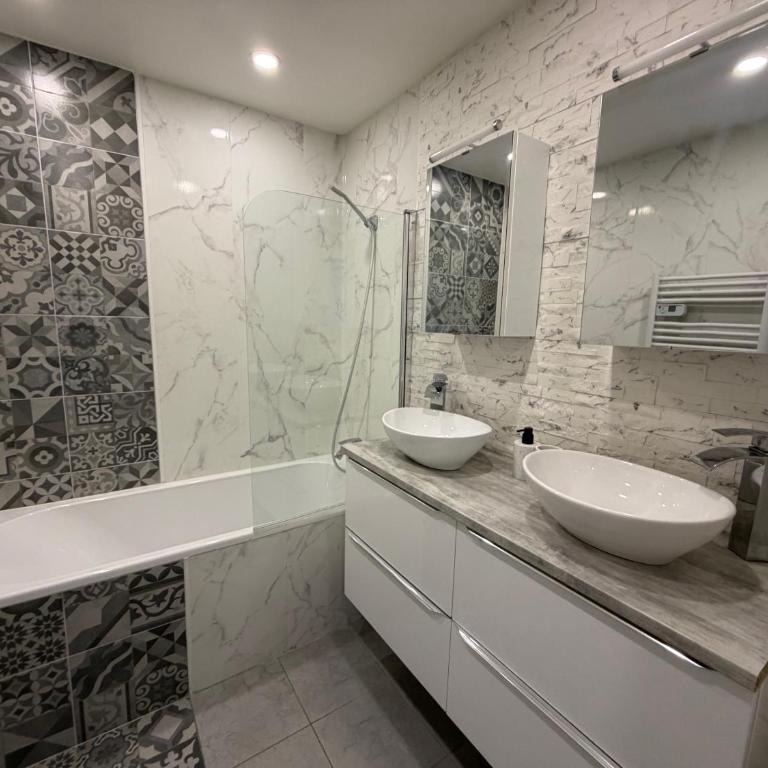 Suite moderne avec vidéo projecteur - Appartement 1 Chambre - 6