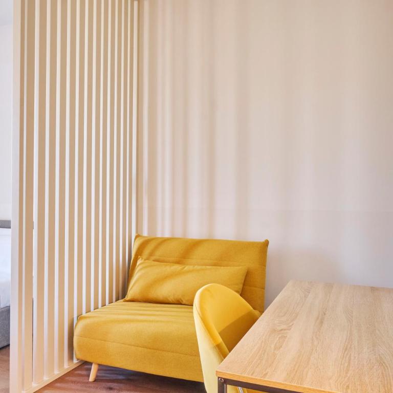 Navigli collection-by Milan Retreats - Family Double Room - 2