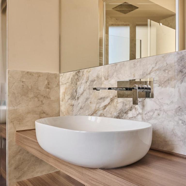 Navigli collection-by Milan Retreats - Family Double Room - 2