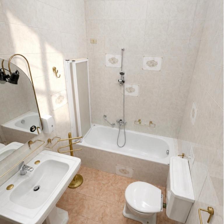 A casa di Clara - Appartamento con 1 Camera da Letto - 22