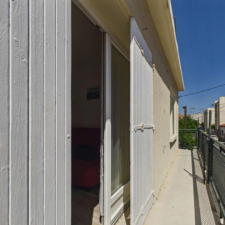 Appartement 3 pièces proche plage et commerces, 6 couchages, balcon – Agde - Two-Bedroom Apartment - 16