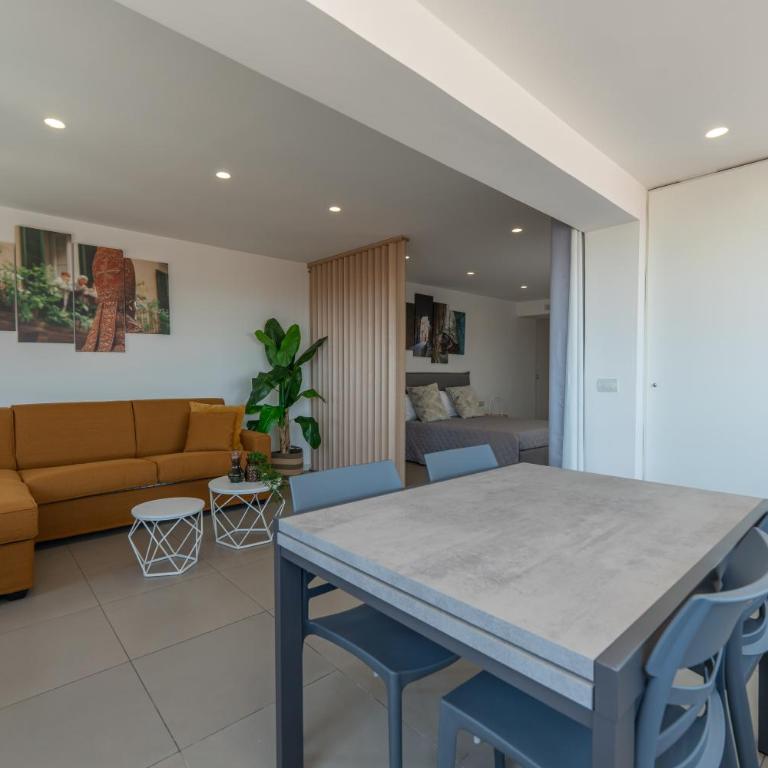 Appartamento - Belvedere Terrazza Vesuvio Materdei - Three-Bedroom Apartment with View - 34