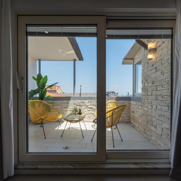 Appartamento - Belvedere Terrazza Vesuvio Materdei - Three-Bedroom Apartment with View - 39