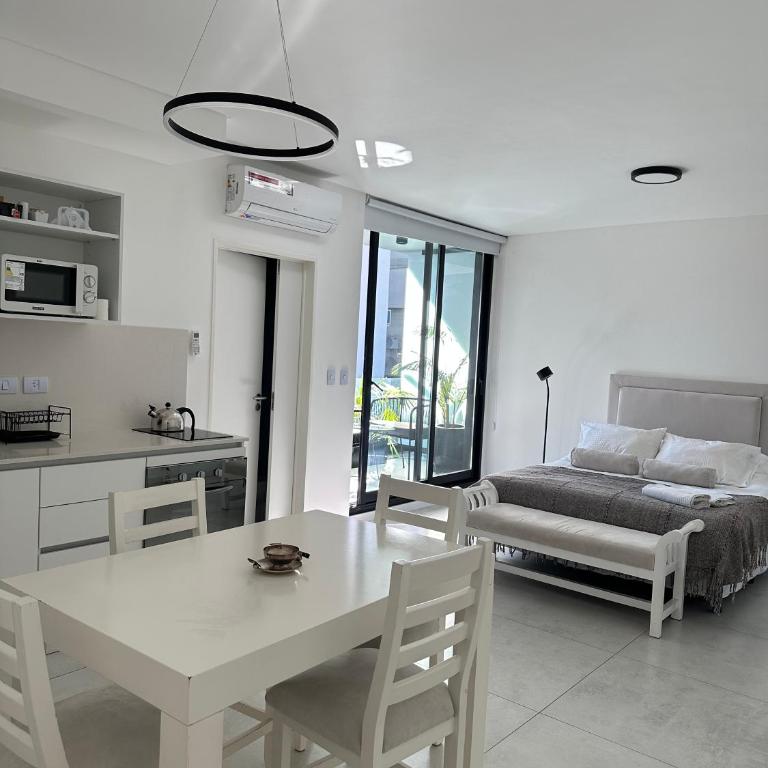 Humboldt Apart - One-Bedroom Apartment - 12