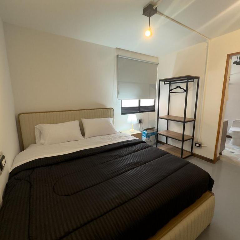 Hostal Casa Iwa - Quadruple Room with Shared Bathroom - 17