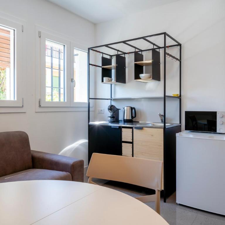 Modern Studio near Venice with Kitchenette - Appartement 1 Chambre - 10