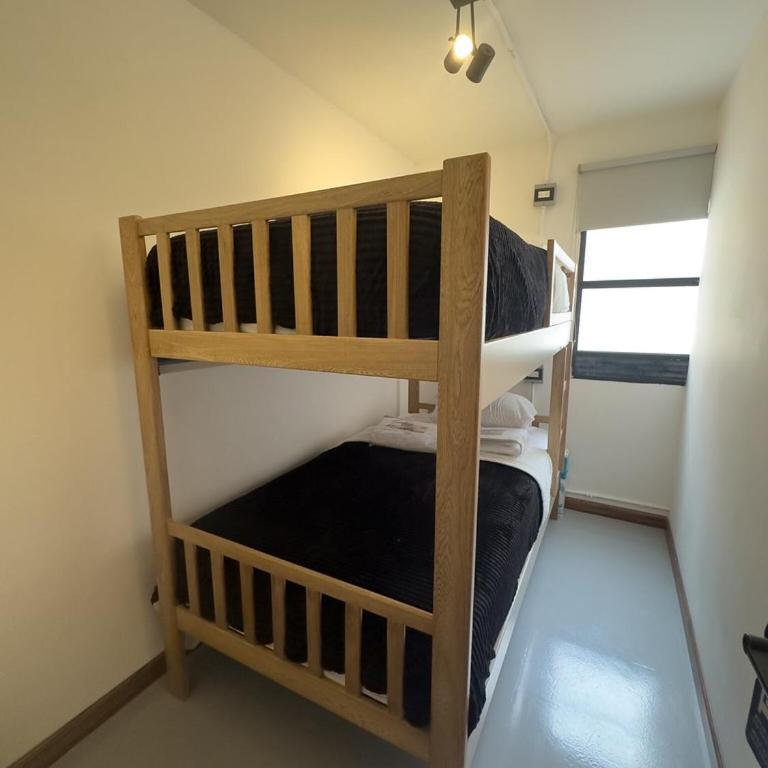 Hostal Casa Iwa - Standard Twin Room with Shared Bathroom - 5
