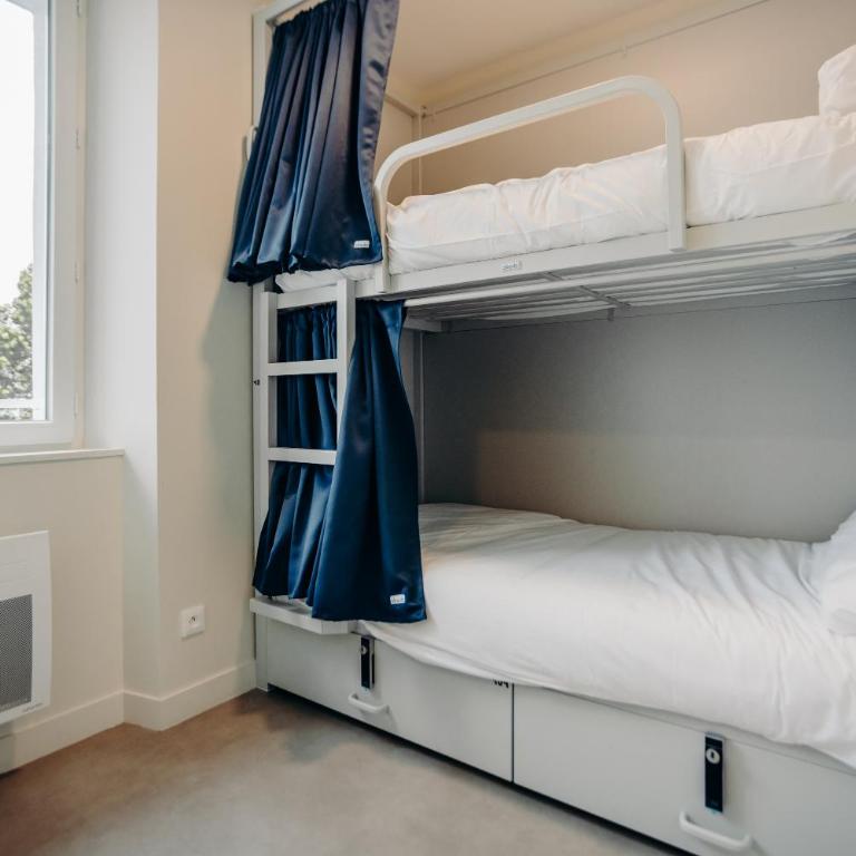 Hostel Demain c'est loin - Lit dans Dortoir pour Femmes de 4 Lits - 4