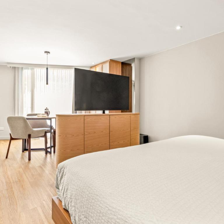 Nodo Hotel - Habitación Superior con cama extragrande - 7
