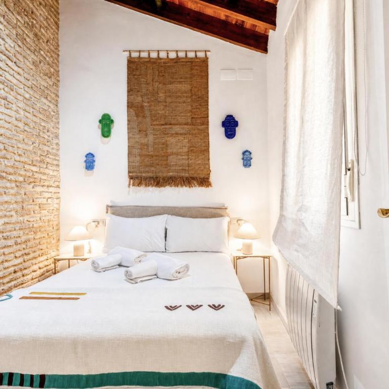 One&Lux Triana Bridge View Penthouse - Private Rooftop Terrace - Apartamento de 1 dormitorio - 30