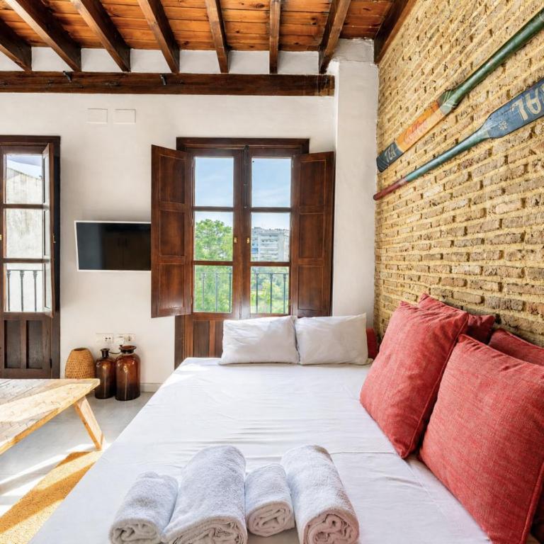 One&Lux Triana Bridge View Penthouse - Private Rooftop Terrace - Apartamento de 1 dormitorio - 29