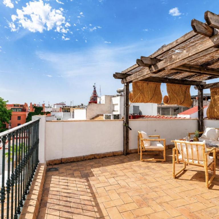 One&Lux Triana Bridge View Penthouse - Private Rooftop Terrace - Apartamento de 1 dormitorio - 38