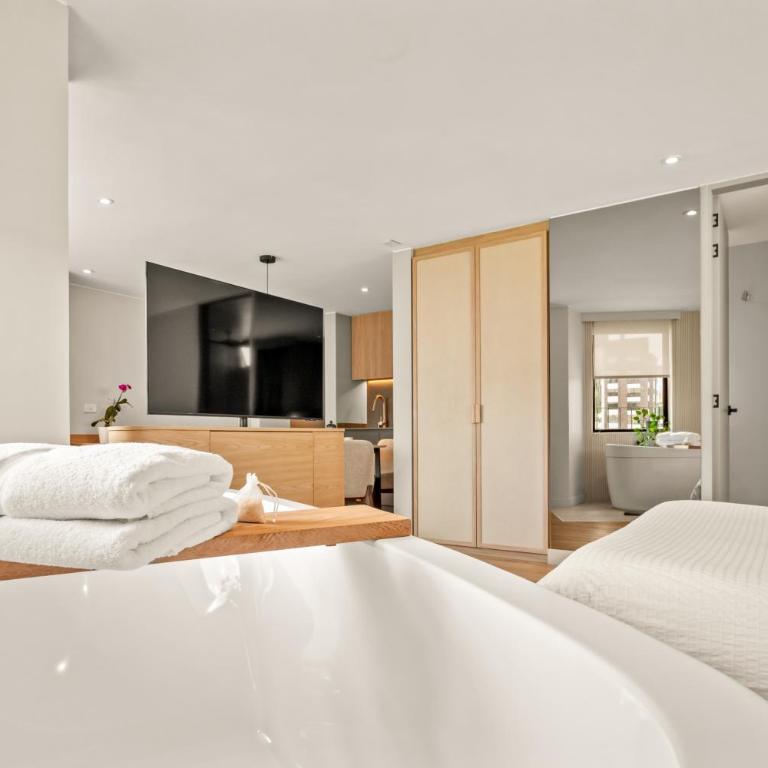 Nodo Hotel - Suite Doble Deluxe - Cama grande - 2