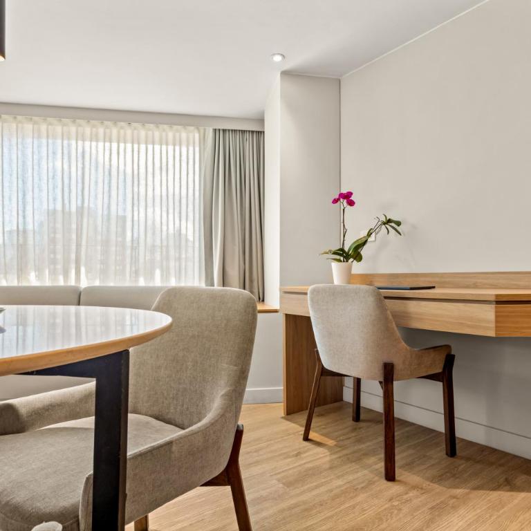 Nodo Hotel - Suite Doble Deluxe - Cama grande - 3