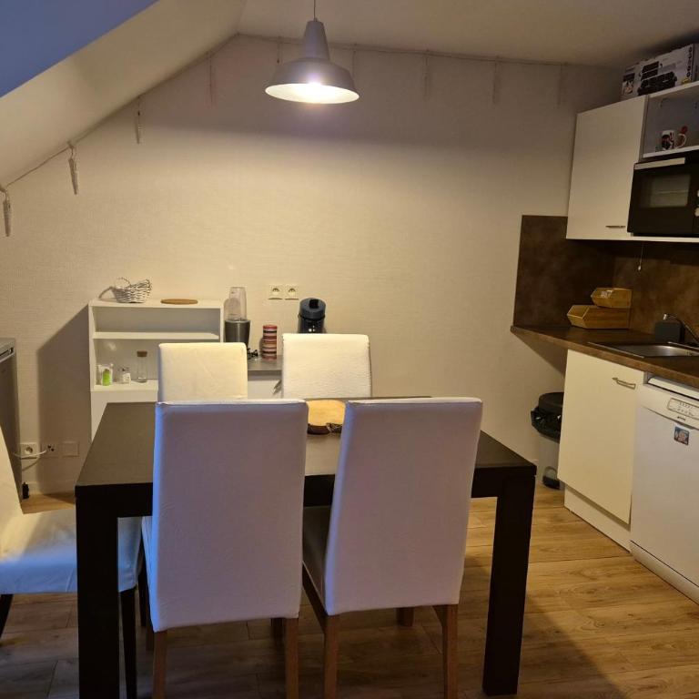 Appartement 4 personnes avec accès piscine - Appartement - 4
