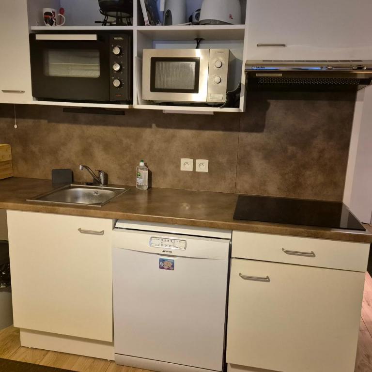 Appartement 4 personnes avec accès piscine - Appartement - 12