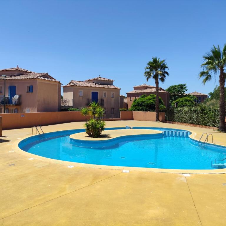 Séjour golf & piscine à Béziers - Maison 3 Chambres - 47
