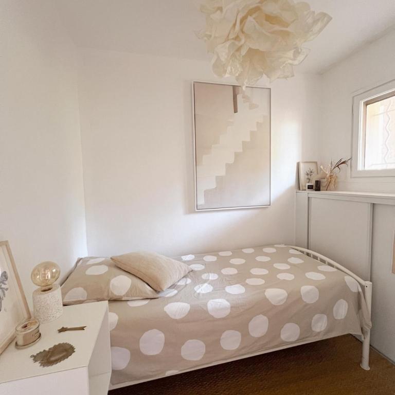 Appt cosy vue mer panoramique à Giens - Plages à pieds - Two-Bedroom Apartment - 10
