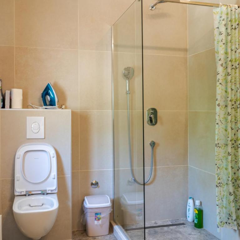Hill House Orahovac - Studio-Apartment mit Queensize-Bett - 12