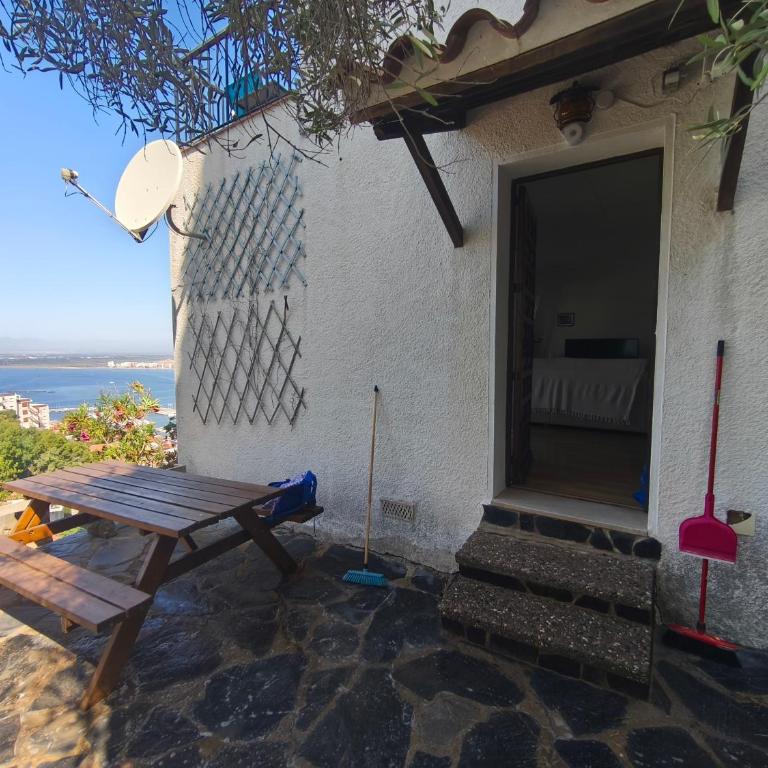 Puig Rom Pau Vila - One-Bedroom Apartment with Sea View and Balcony - 23