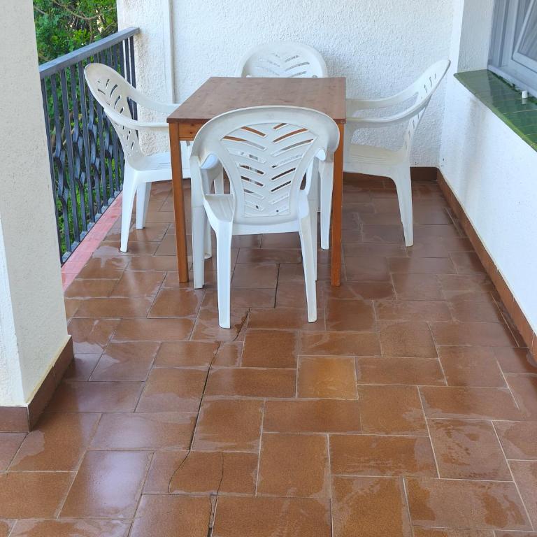Puig Rom Pau Vila - One-Bedroom Apartment with Sea View and Balcony - 29