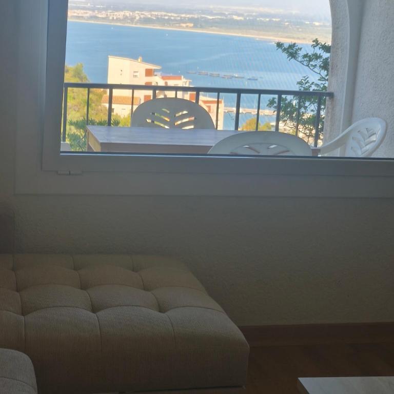 Puig Rom Pau Vila - One-Bedroom Apartment with Sea View and Balcony - 32