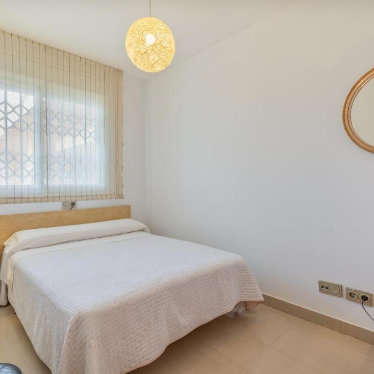 Planta baja Marita - Apartamento Deluxe de 2 dormitorios con vistas al jardín - 13