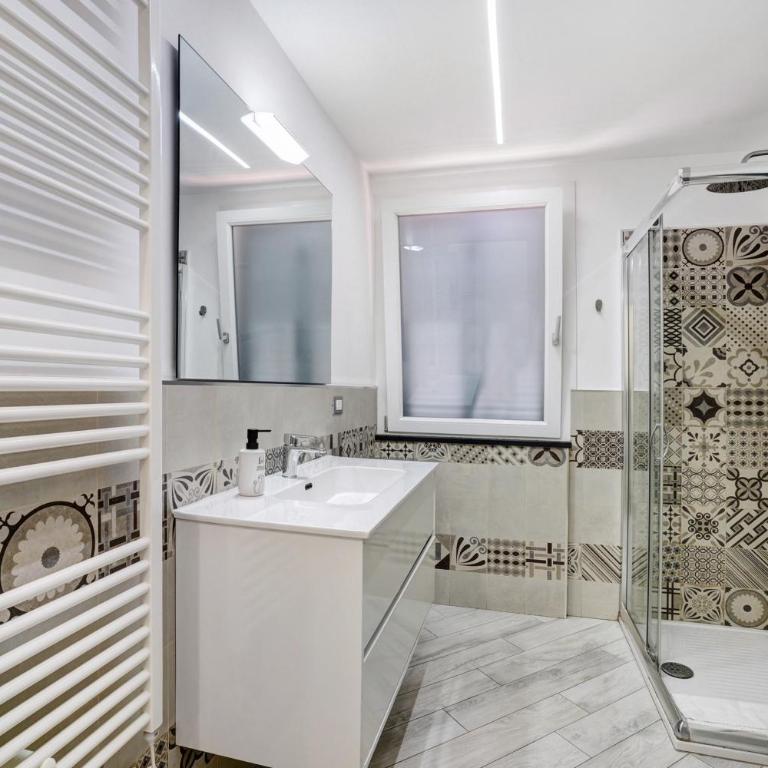 Sea House Superior - Appartamento Deluxe con 2 Camere da Letto e Balcone - 19
