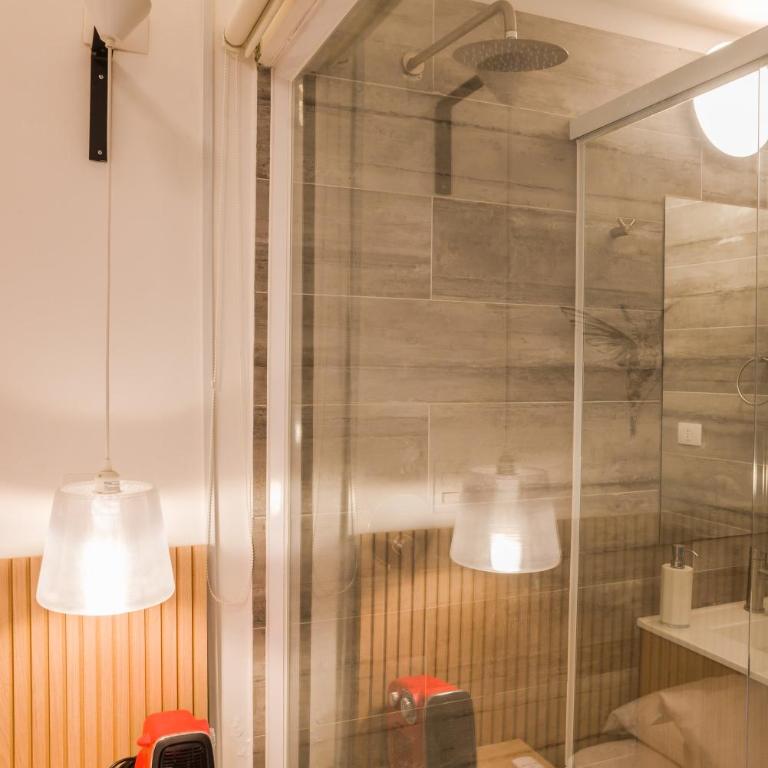 Bellavista Buzz Stylish 1BR Oasis Just Steps from the Metro - Studio - 12